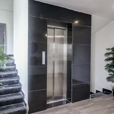 Super Townhouse Rcc Majestic 397 Lb Nagar Ξενοδοχείο Χιντεραμπάντ Εξωτερικό φωτογραφία