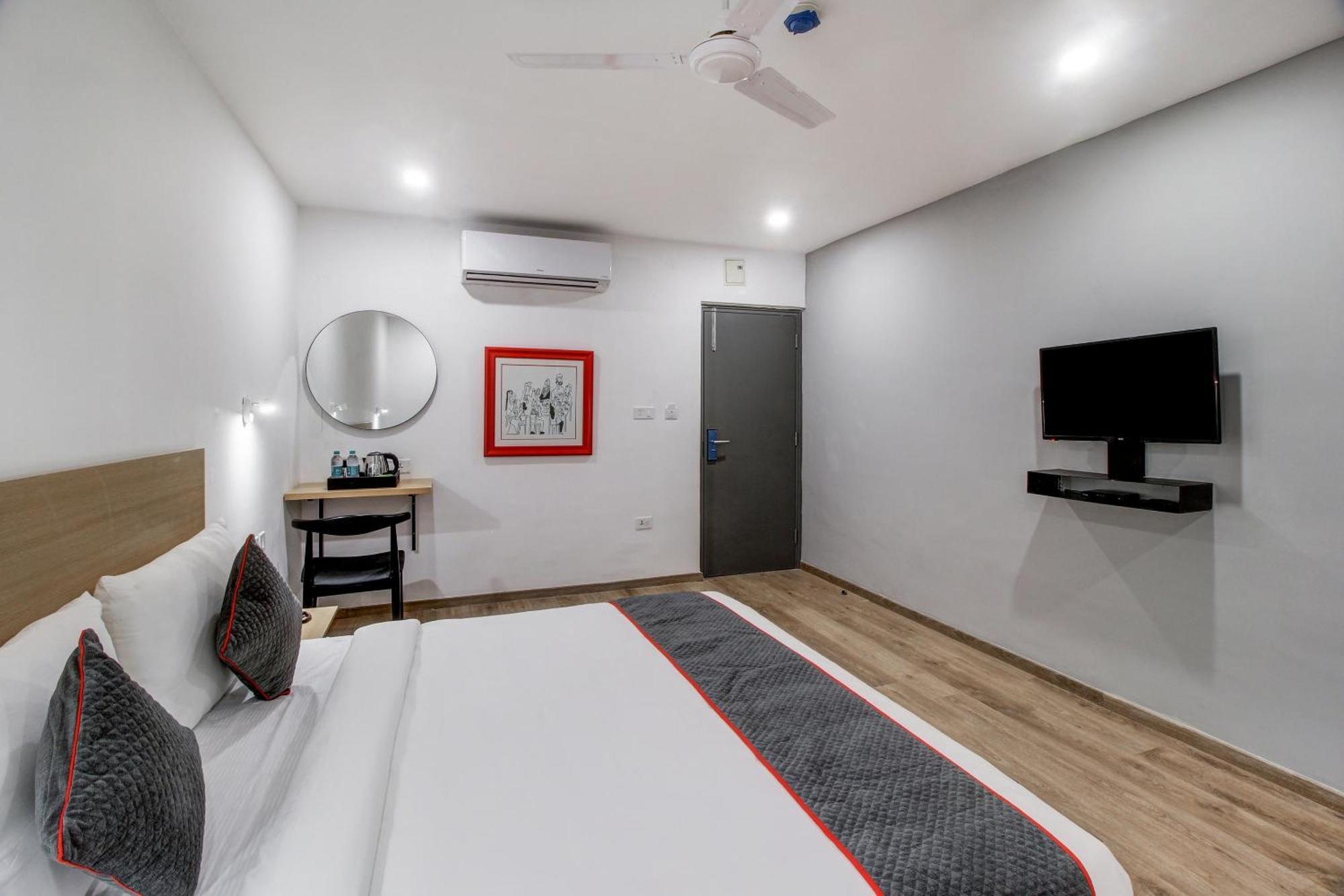 Super Townhouse Rcc Majestic 397 Lb Nagar Ξενοδοχείο Χιντεραμπάντ Εξωτερικό φωτογραφία