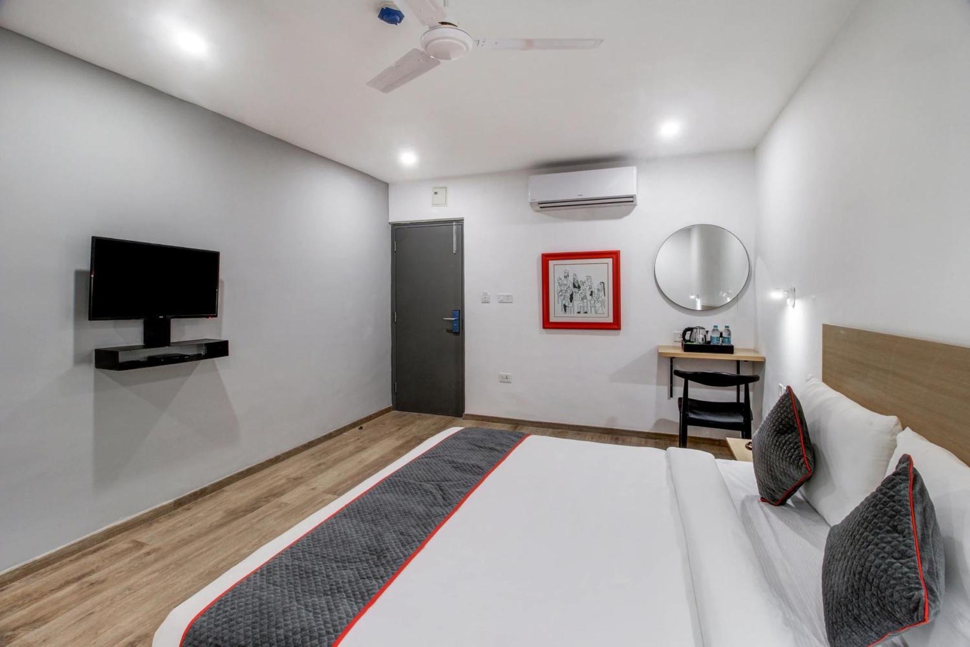Super Townhouse Rcc Majestic 397 Lb Nagar Ξενοδοχείο Χιντεραμπάντ Εξωτερικό φωτογραφία