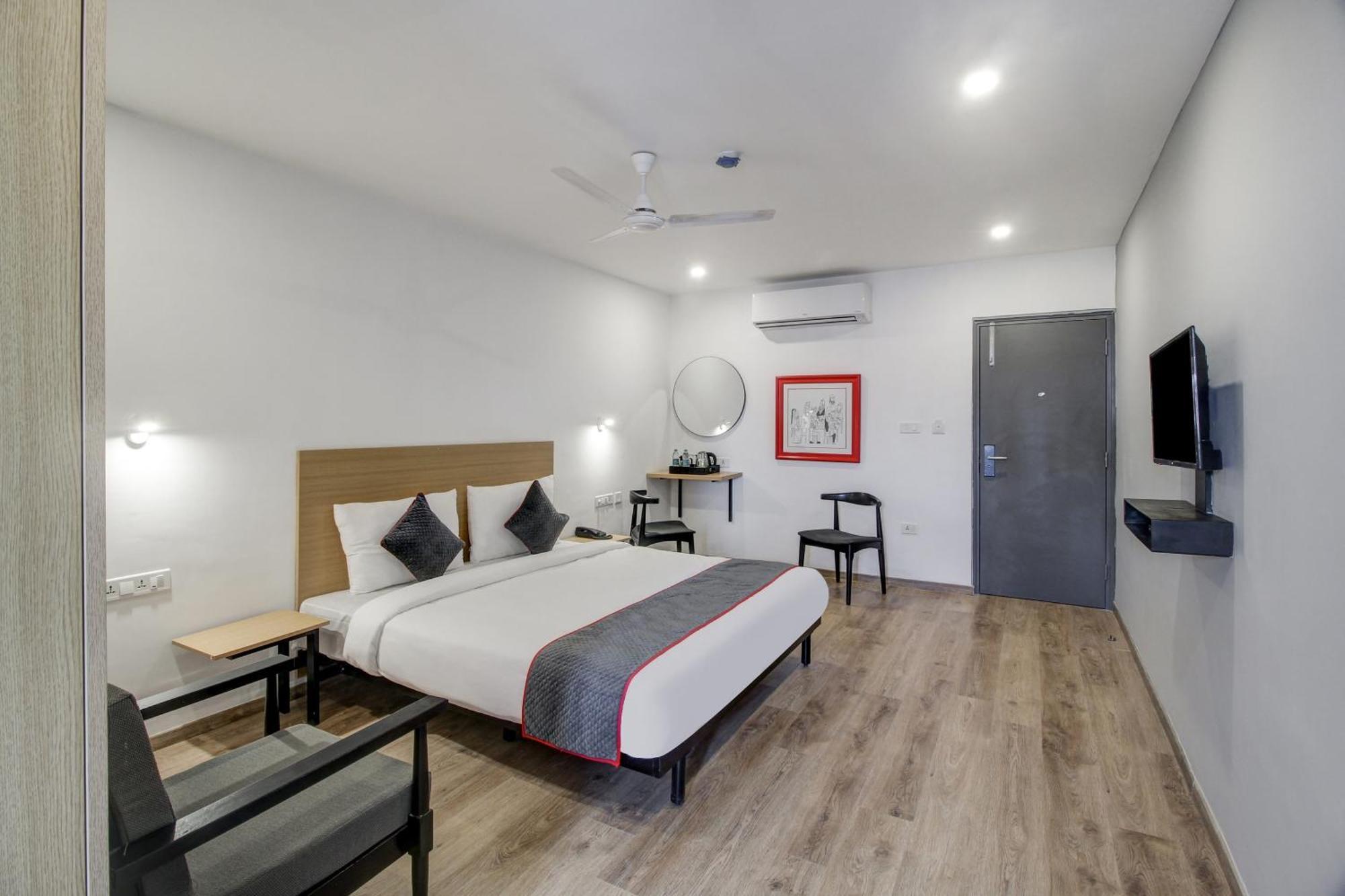 Super Townhouse Rcc Majestic 397 Lb Nagar Ξενοδοχείο Χιντεραμπάντ Εξωτερικό φωτογραφία