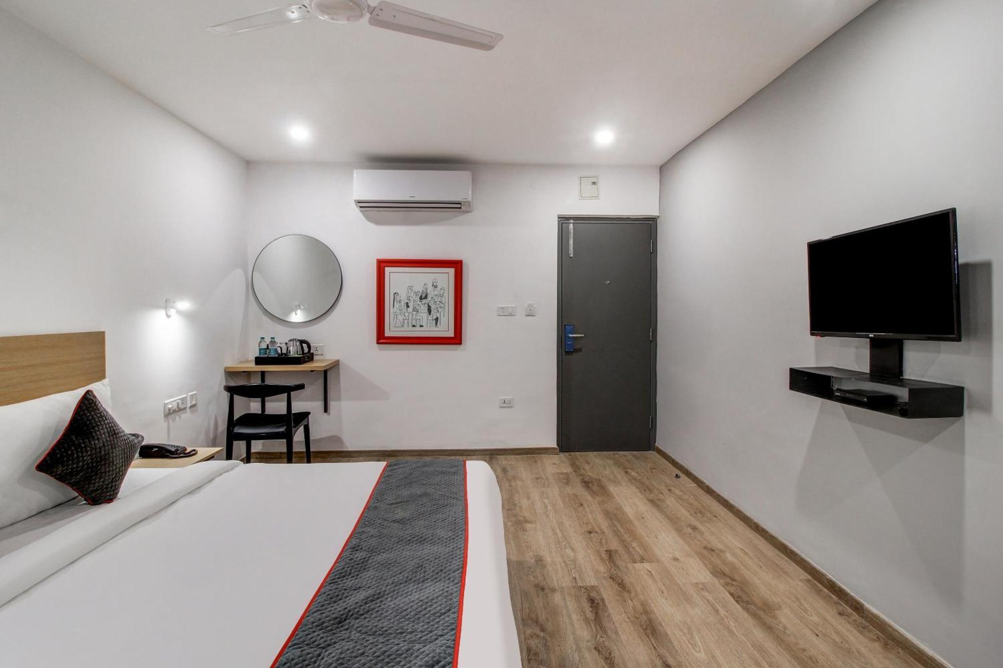 Super Townhouse Rcc Majestic 397 Lb Nagar Ξενοδοχείο Χιντεραμπάντ Εξωτερικό φωτογραφία