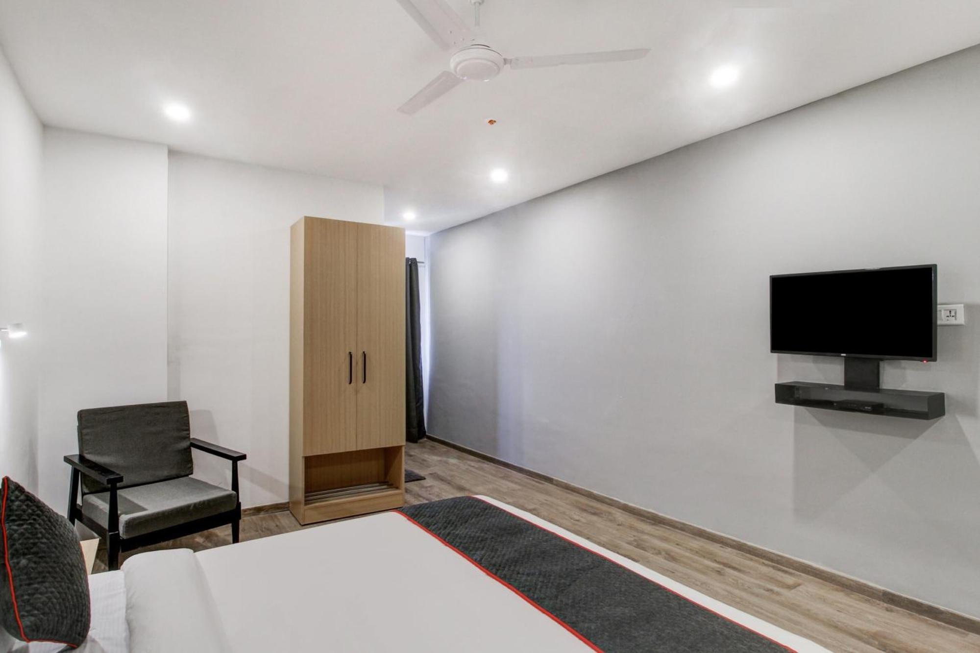 Super Townhouse Rcc Majestic 397 Lb Nagar Ξενοδοχείο Χιντεραμπάντ Εξωτερικό φωτογραφία