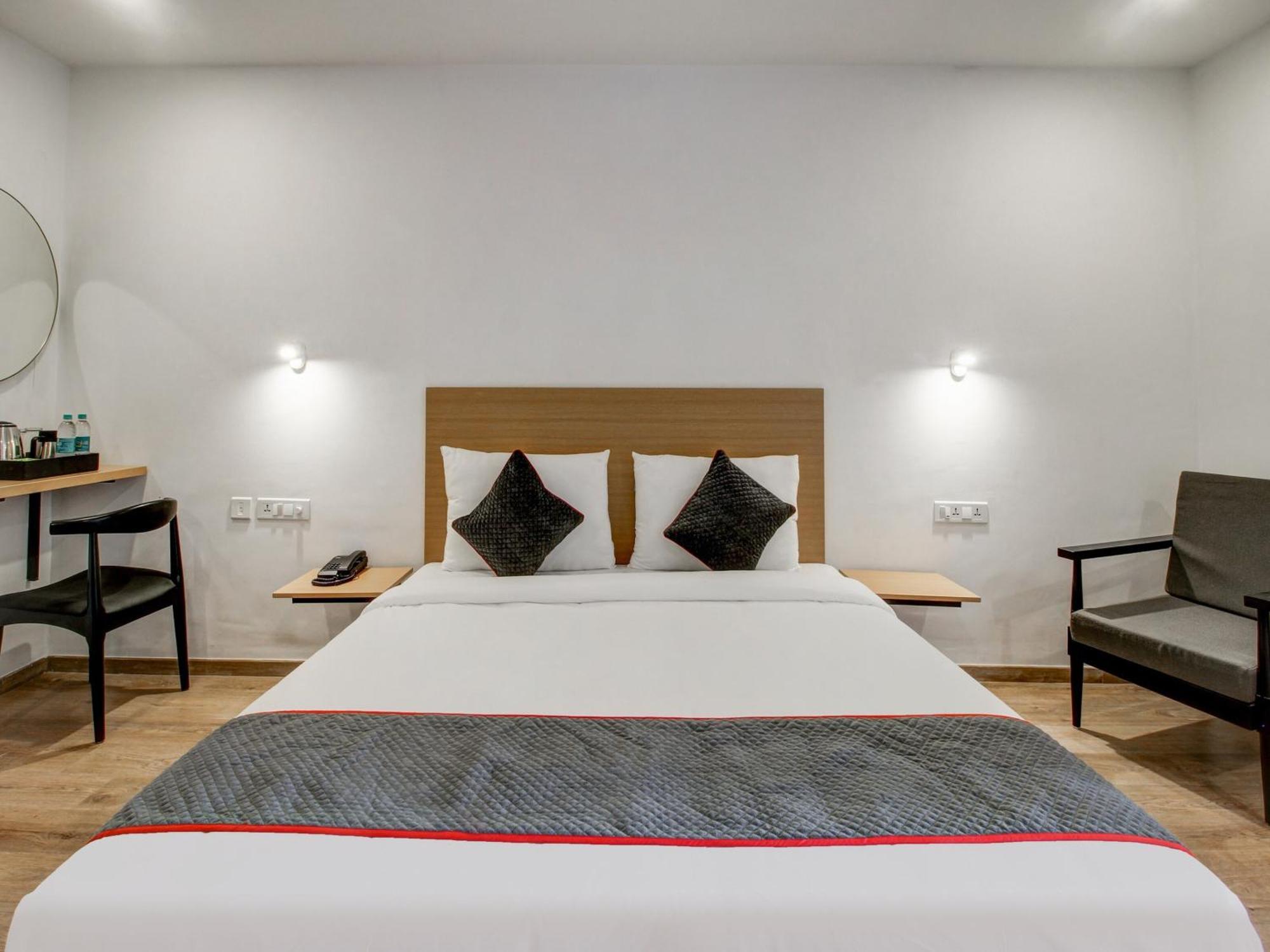 Super Townhouse Rcc Majestic 397 Lb Nagar Ξενοδοχείο Χιντεραμπάντ Εξωτερικό φωτογραφία