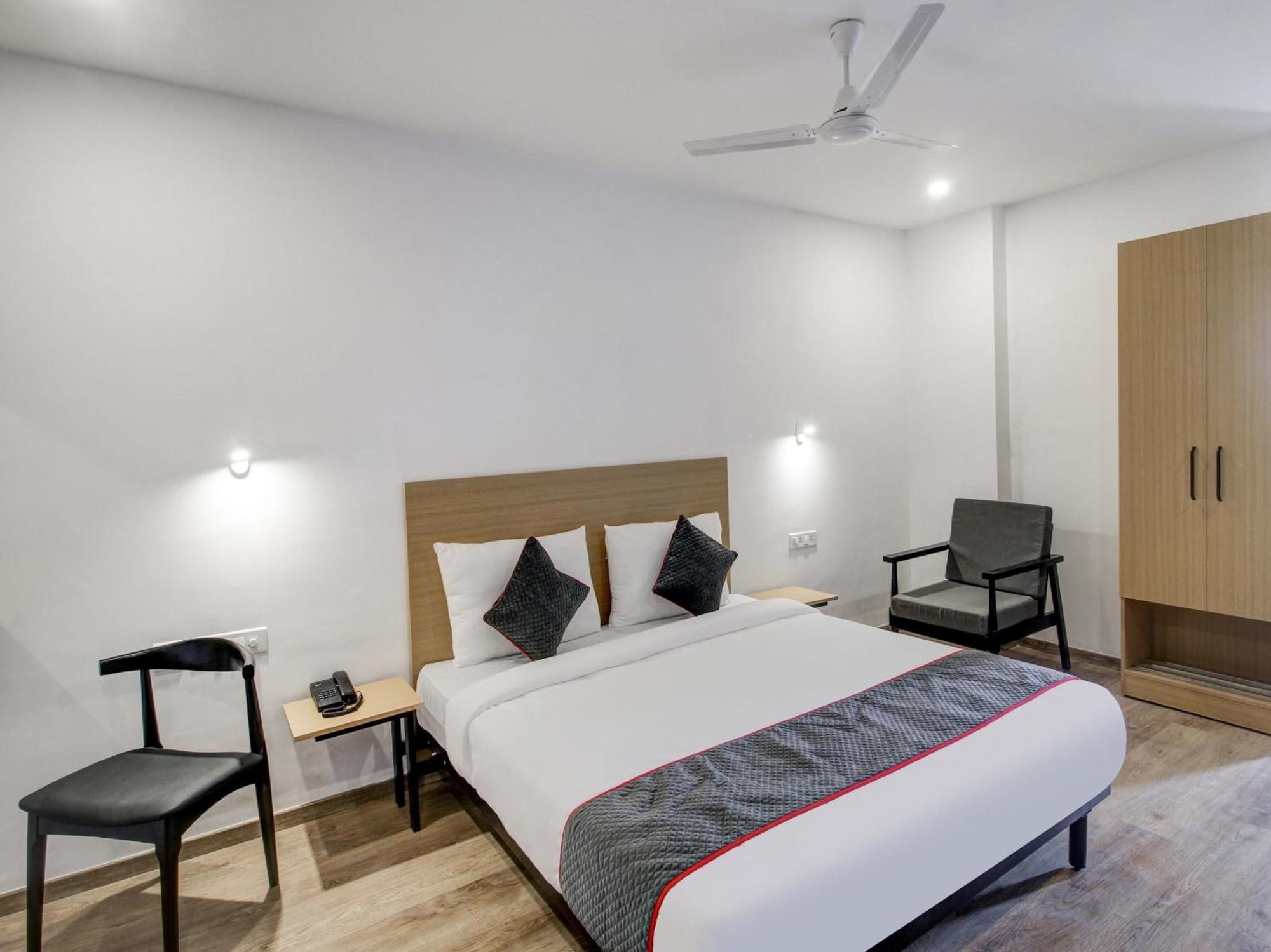 Super Townhouse Rcc Majestic 397 Lb Nagar Ξενοδοχείο Χιντεραμπάντ Εξωτερικό φωτογραφία