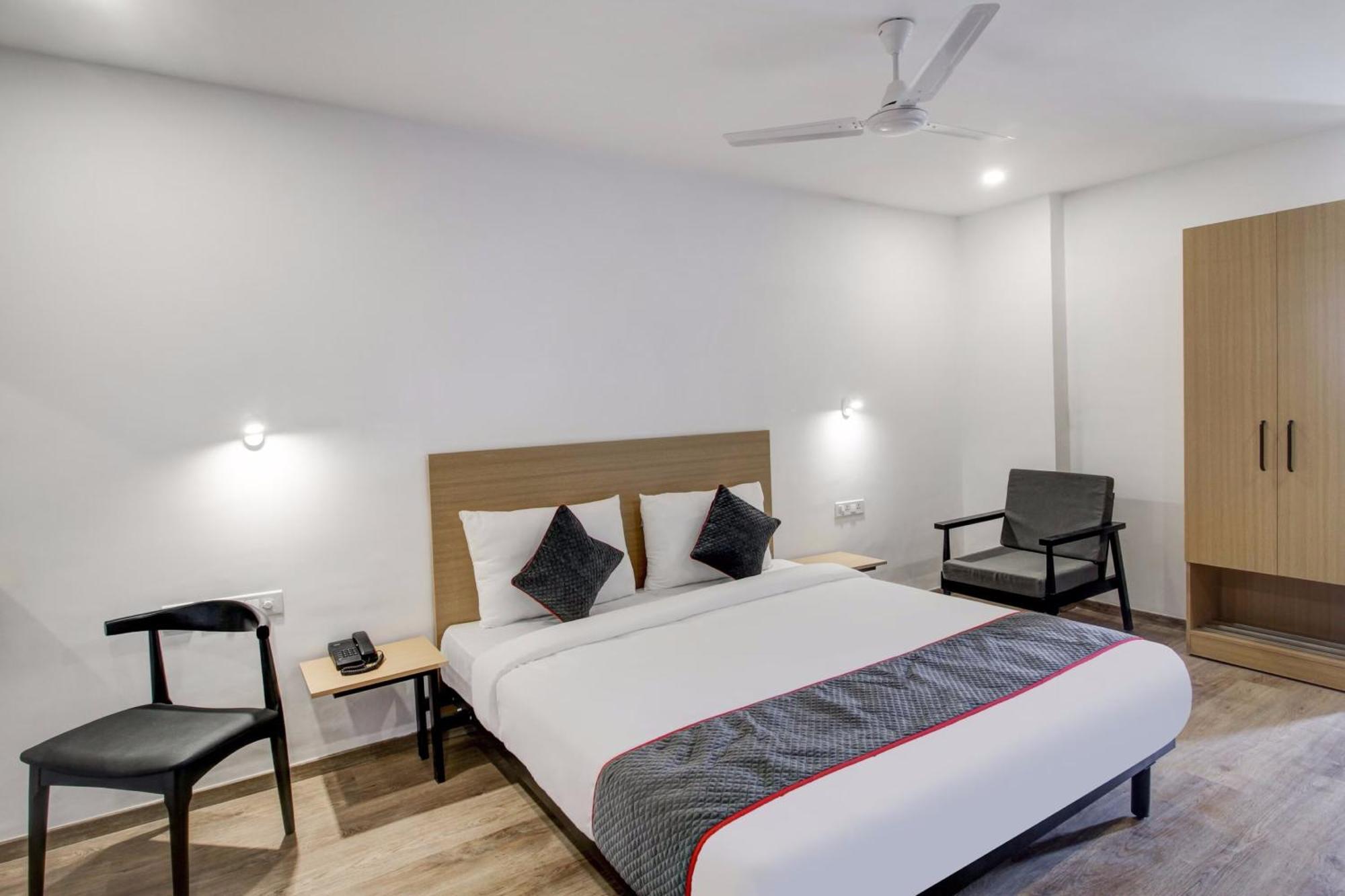 Super Townhouse Rcc Majestic 397 Lb Nagar Ξενοδοχείο Χιντεραμπάντ Εξωτερικό φωτογραφία