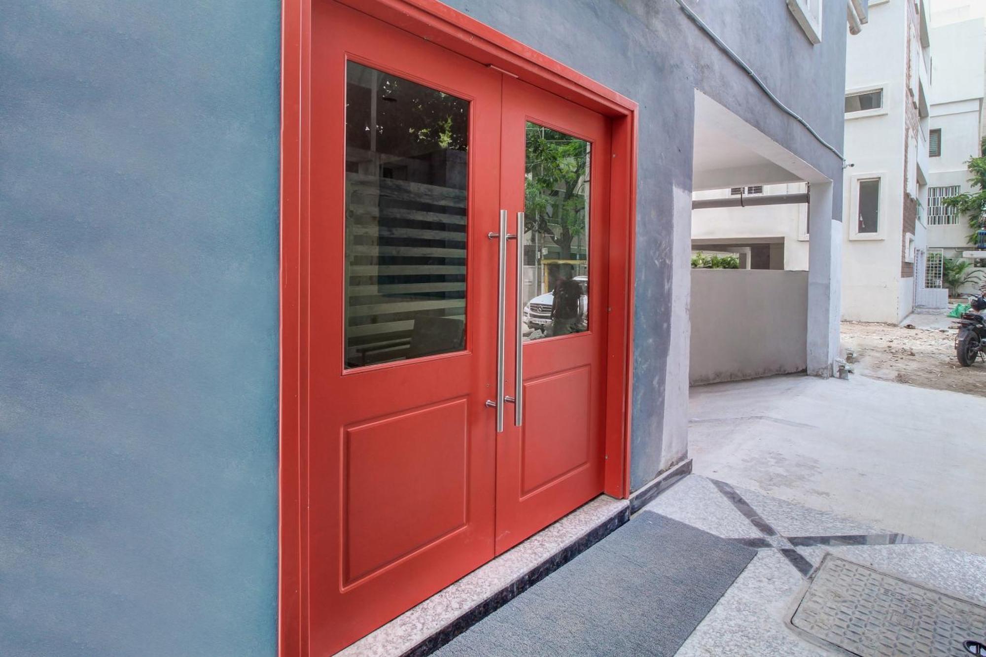 Super Townhouse Rcc Majestic 397 Lb Nagar Ξενοδοχείο Χιντεραμπάντ Εξωτερικό φωτογραφία