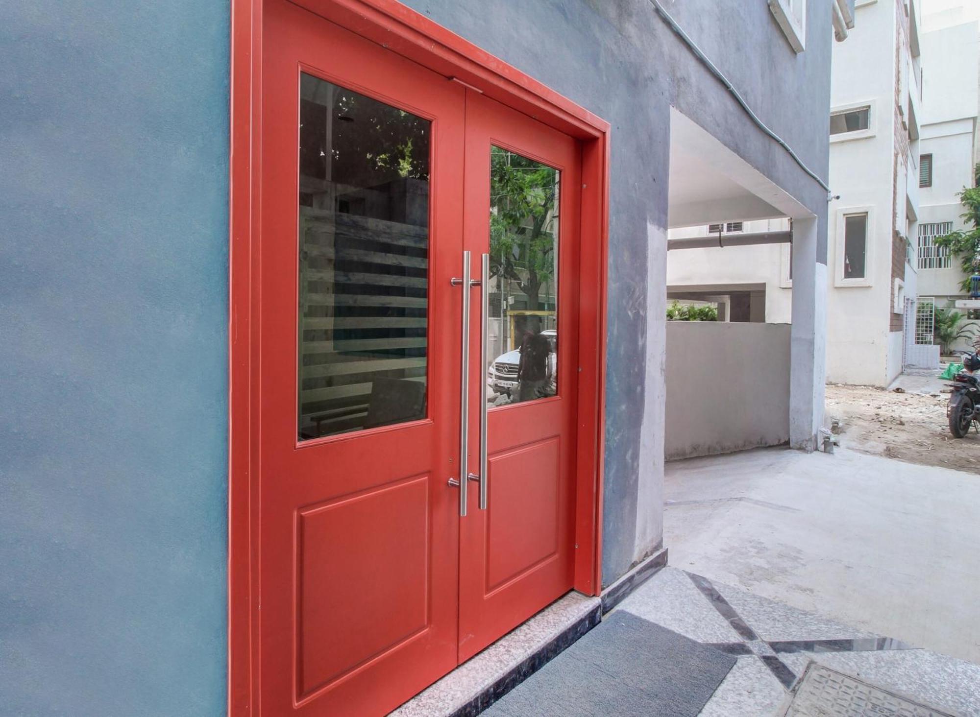 Super Townhouse Rcc Majestic 397 Lb Nagar Ξενοδοχείο Χιντεραμπάντ Εξωτερικό φωτογραφία