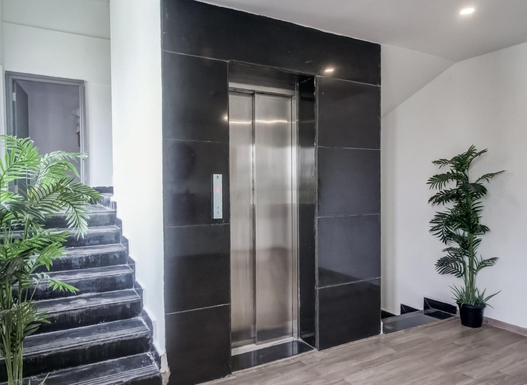 Super Townhouse Rcc Majestic 397 Lb Nagar Ξενοδοχείο Χιντεραμπάντ Εξωτερικό φωτογραφία