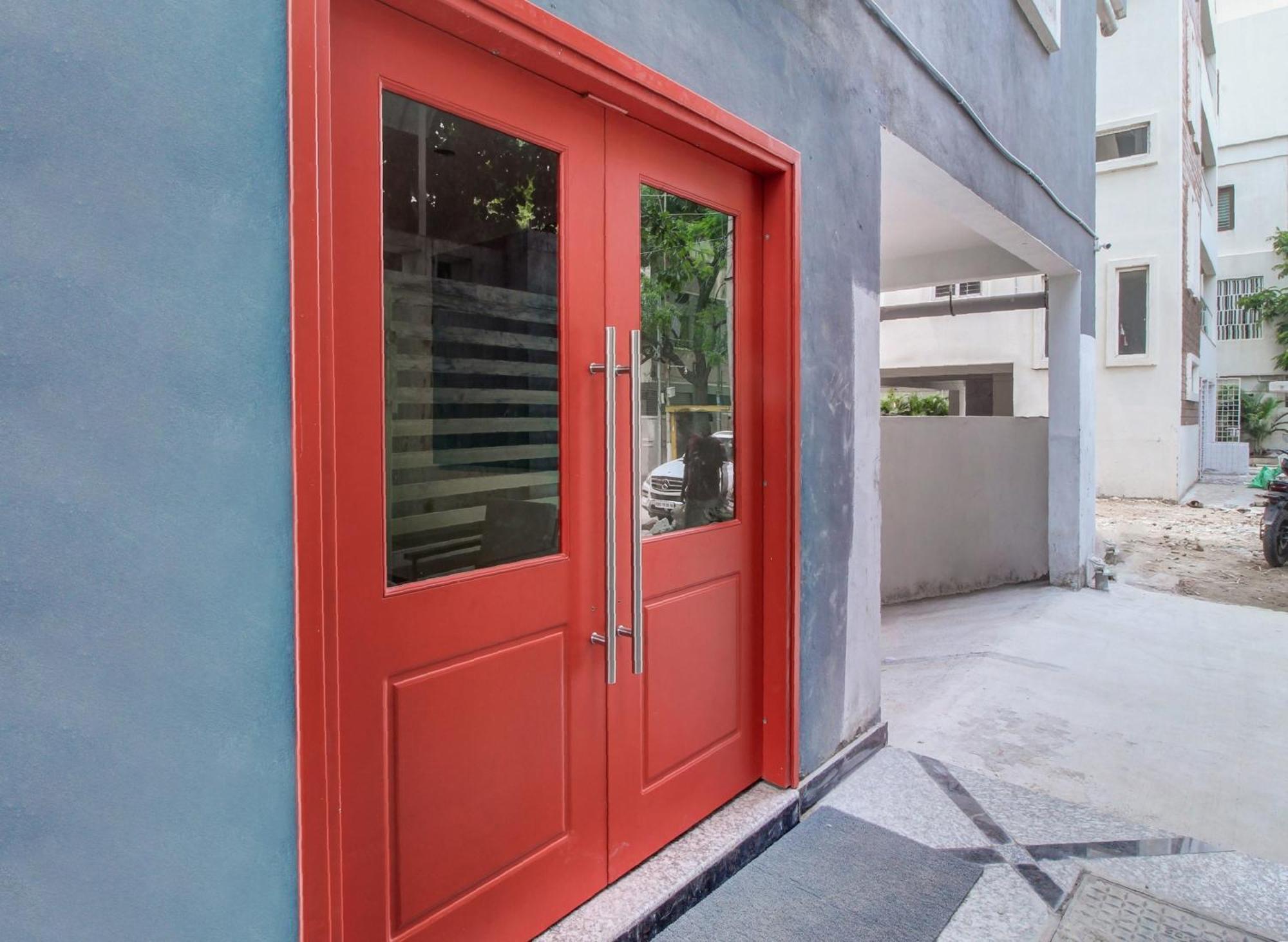 Super Townhouse Rcc Majestic 397 Lb Nagar Ξενοδοχείο Χιντεραμπάντ Εξωτερικό φωτογραφία