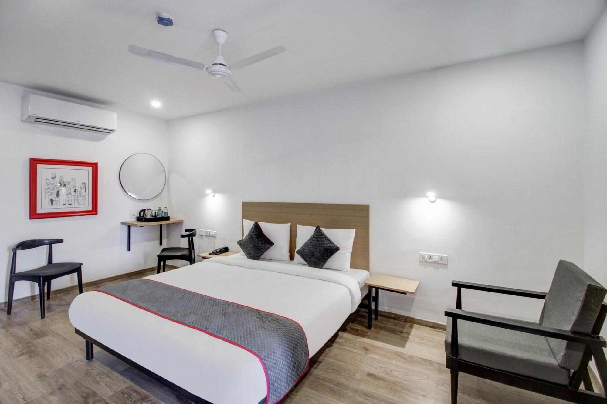 Super Townhouse Rcc Majestic 397 Lb Nagar Ξενοδοχείο Χιντεραμπάντ Εξωτερικό φωτογραφία